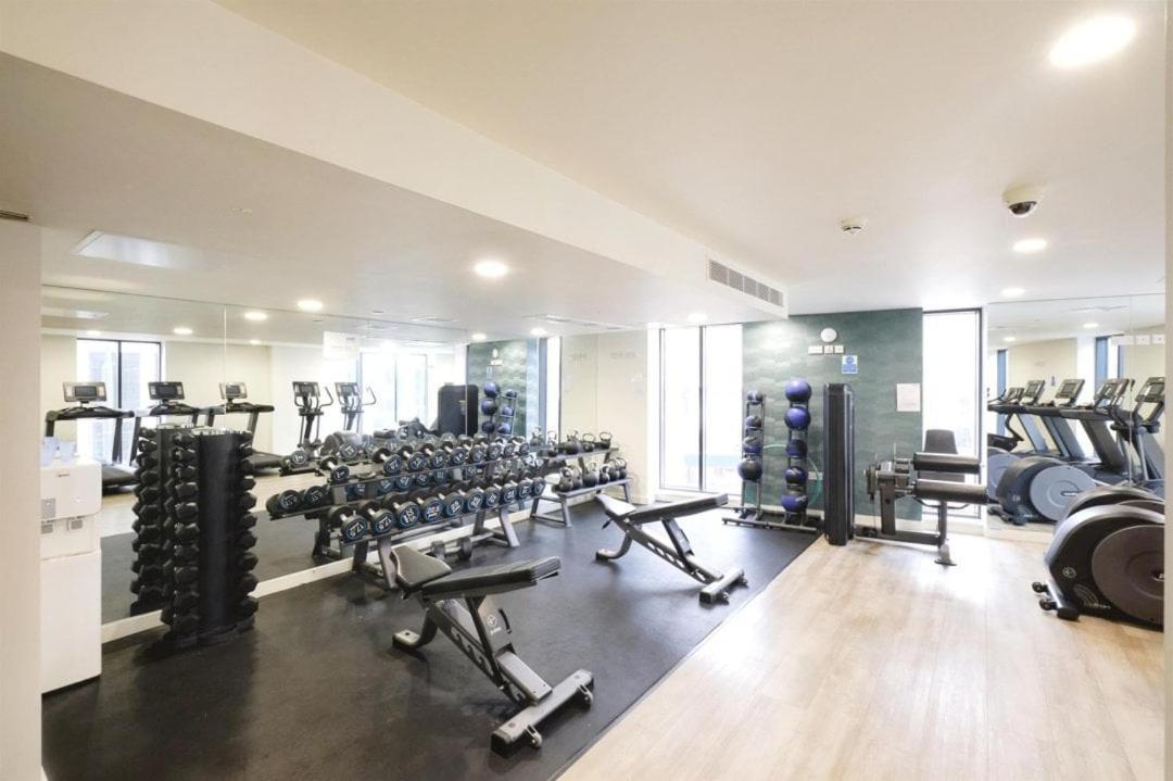 Premium Deals L Last-Minute Stay L 4 Min Walk To Birmingham Central Library L 18Th Floor 2 Bed 2 Bath City Centre Penthouse With Gym & Netflix By Jvt Short Lets Bagian luar foto