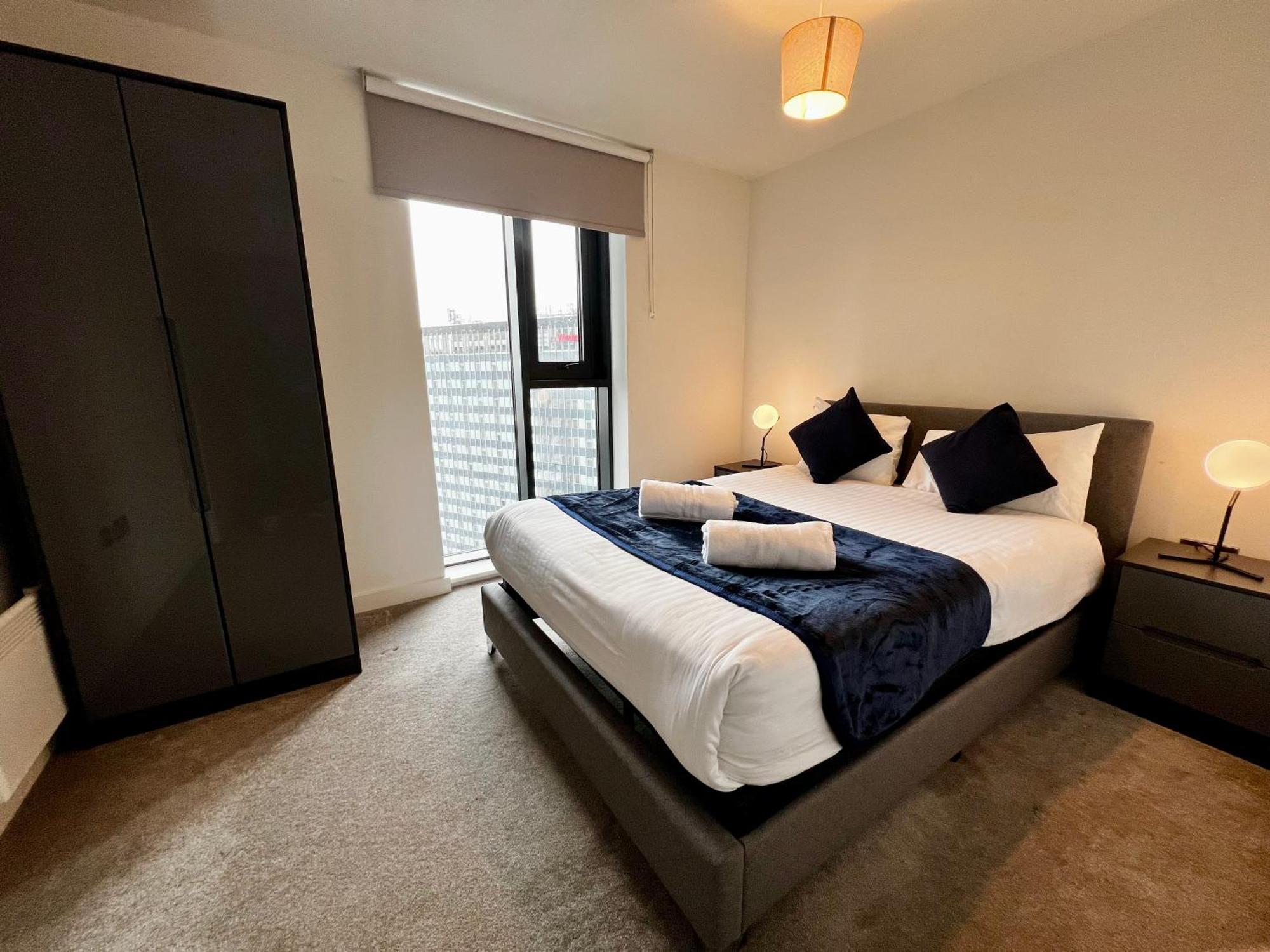 Premium Deals L Last-Minute Stay L 4 Min Walk To Birmingham Central Library L 18Th Floor 2 Bed 2 Bath City Centre Penthouse With Gym & Netflix By Jvt Short Lets Bagian luar foto